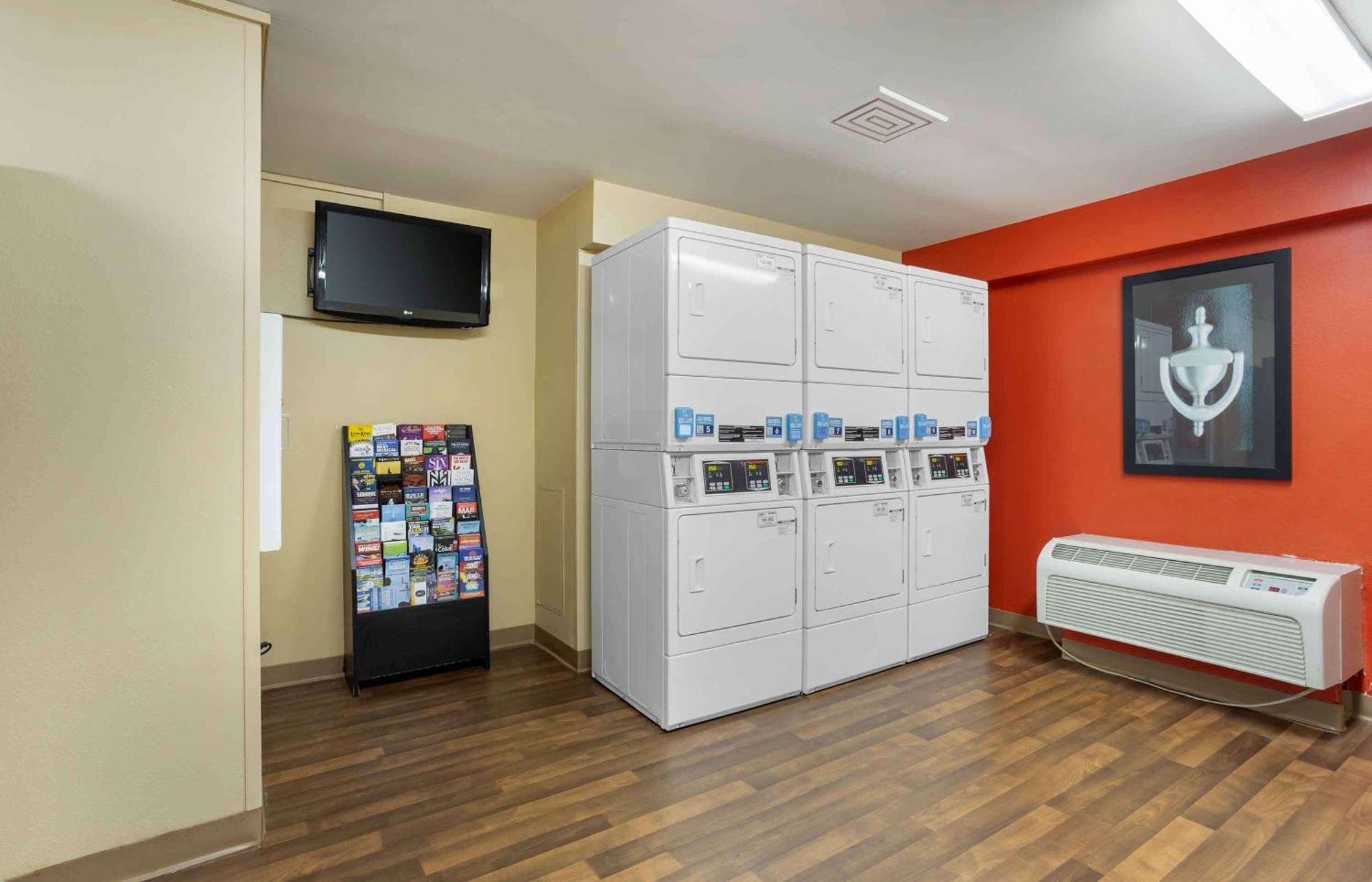 Extended Stay America Suites - Long Island - Bethpage Exterior photo
