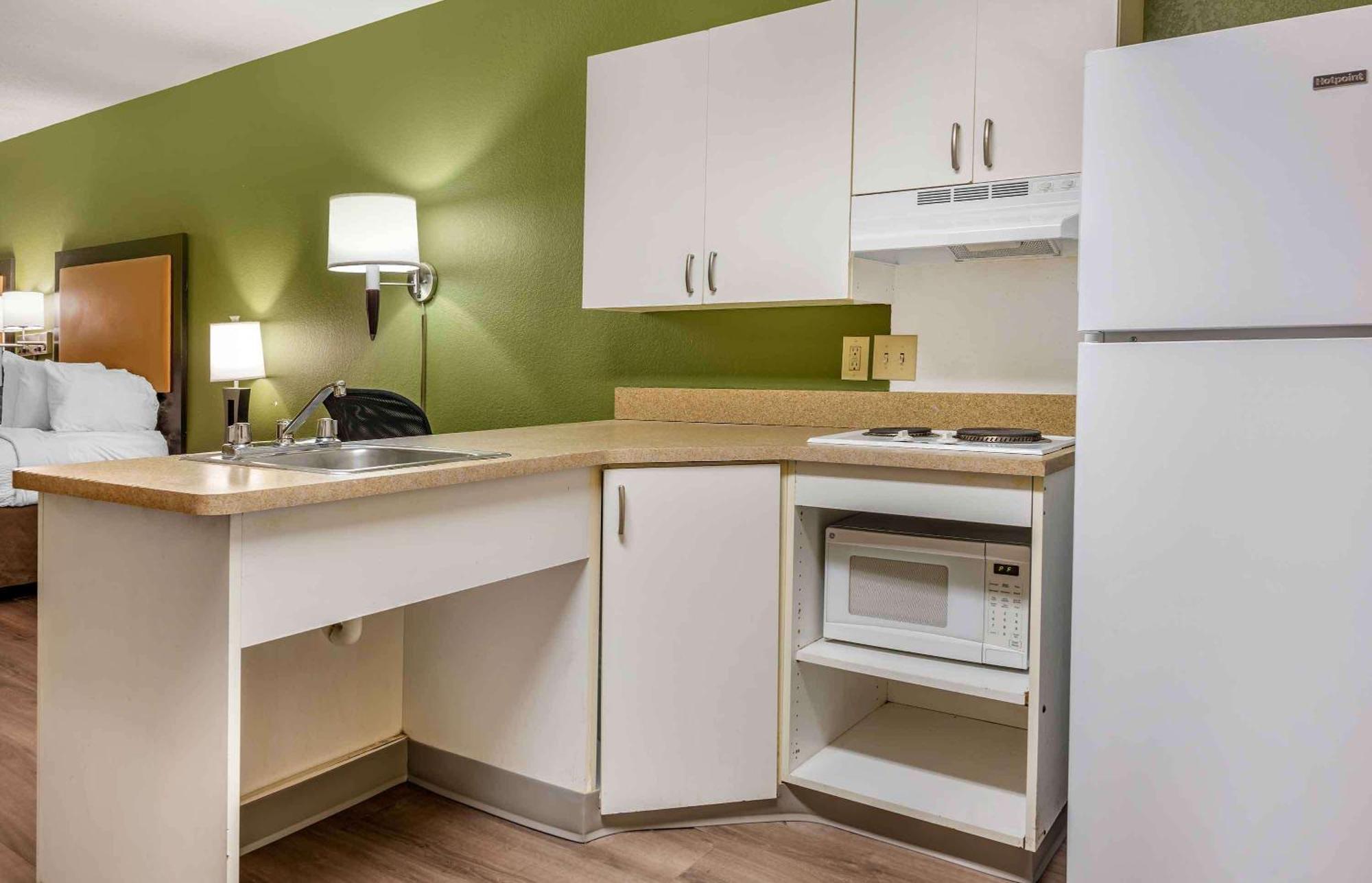Extended Stay America Suites - Long Island - Bethpage Exterior photo
