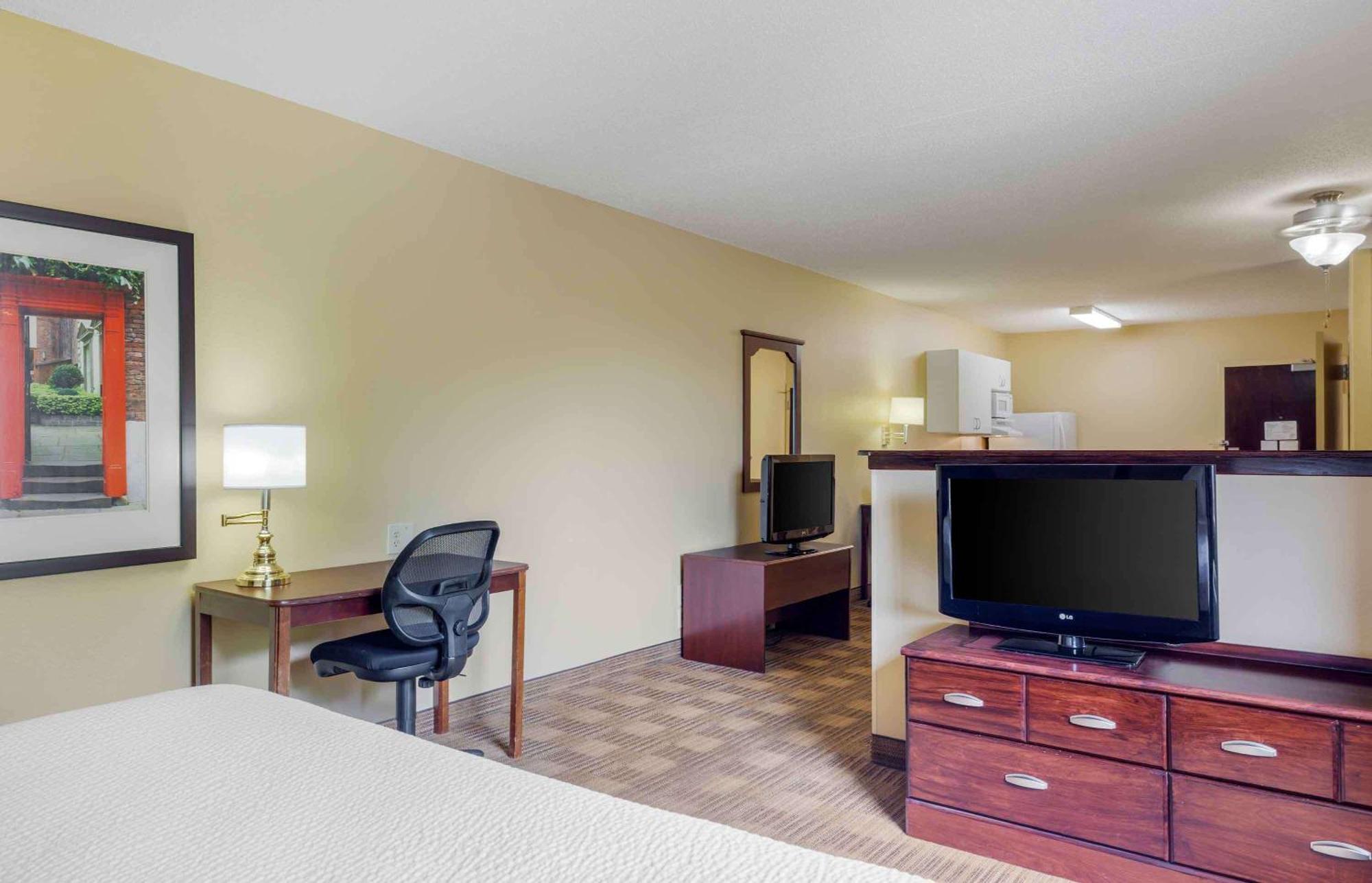 Extended Stay America Suites - Long Island - Bethpage Exterior photo