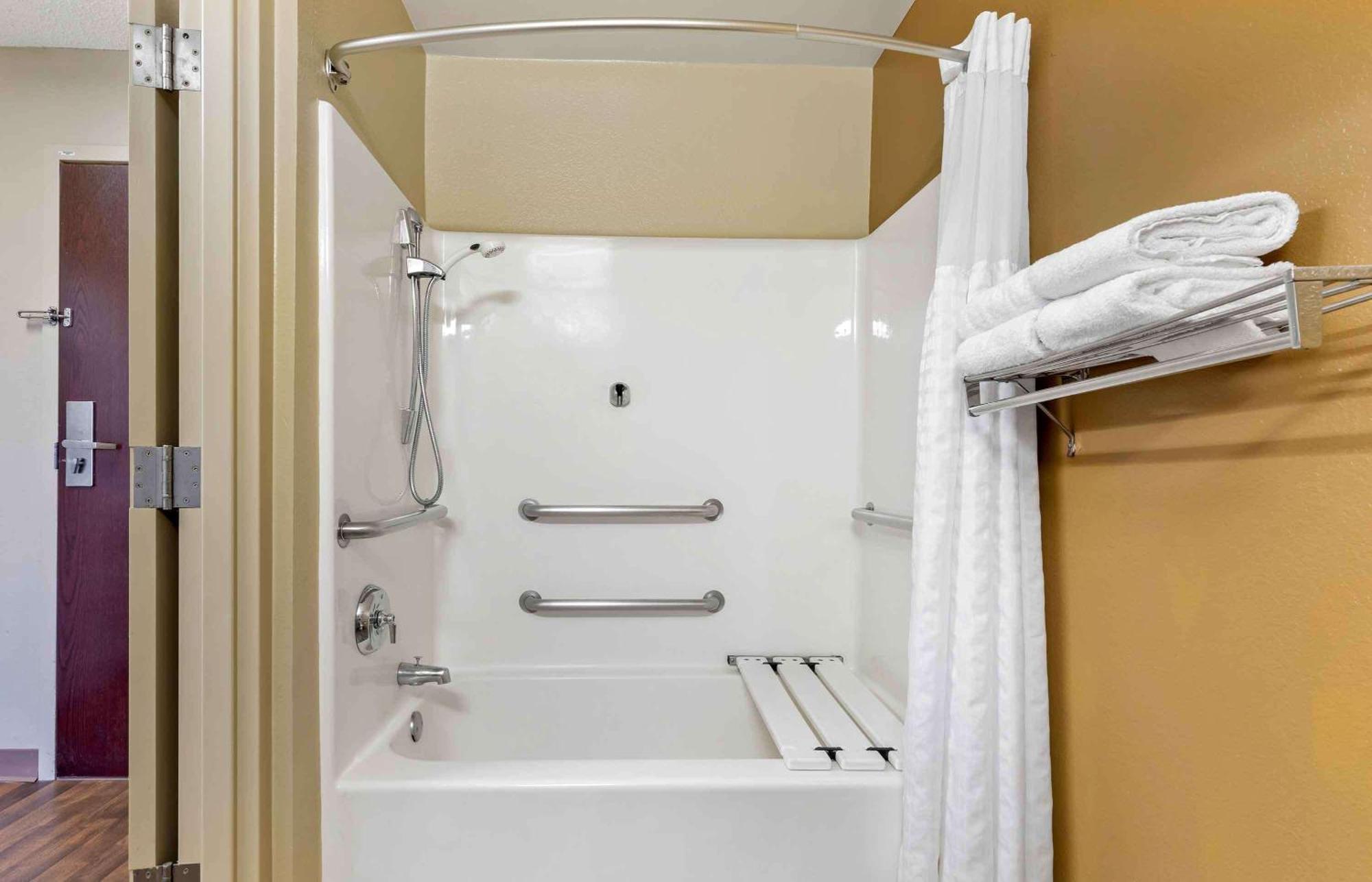 Extended Stay America Suites - Long Island - Bethpage Exterior photo
